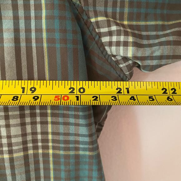 Columbia Gorpcore Outdoor Lightweight Plaid Gray Blue Polo Shirt Men size Medium - Picture 7 of 9